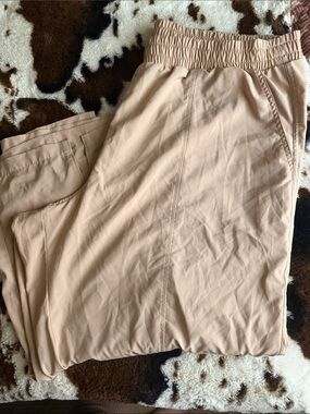 Old Navy Active Light Beige Elastic Waist Pants